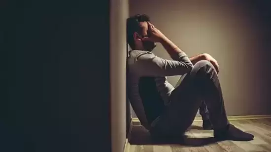 चिंता आणि नैराश्यापासून दूर राहण्यासाठी सवयी