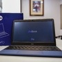 <p>रिलायन्स जिओ कंपनीचा स्वस्त लॅपटॉप जिओबूक लाँच झाला आहे. विद्यार्थ्यांसाठी हा लॅपटॉप लॉन्च करण्यात आला. &nbsp;JioBook मध्ये JioOS ऑपरेटिंग सिस्टम देण्यात आली आहे.</p>