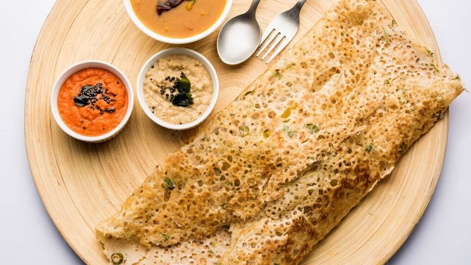 Suji Onion Dosa Recipe नाश्त्यासाठी बनवा रवा कांदा डोसा, नोट करा