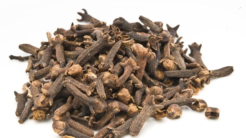 Cloves Benefits स्किन केअर ते बद्धकोष्ठता, लवंगाचे आरोग्यला मिळतात अनेक फायदे!health benefits