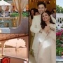 राघव-परिणितीचा विवाहसोहळा ताज लीला पॅलेसमध्ये होणार आहे. त्यांचा विवाहपूर्व सोहळ्यांची म्हणजे मेहेंदी, संगीत आणि इतर कार्यक्रमांची सुरुवात एक दिवस आधी होईल. परिणीती चोप्रा आणि तिचे कुटुंब लीला पॅलेस, ताज लेक पॅलेसमध्ये राहतील. या लग्नाचे सगळे वऱ्हाडी लेक पॅलेस ते लीला पॅलेस येथे बोटीने येतील. <p>राघव-परिणितीचा विवाहसोहळा ताज लीला पॅलेसमध्ये होणार आहे. त्यांचा विवाहपूर्व सोहळ्यांची म्हणजे मेहेंदी, संगीत आणि इतर कार्यक्रमांची सुरुवात एक दिवस आधी होईल. परिणीती चोप्रा आणि तिचे कुटुंब लीला पॅलेस, ताज लेक पॅलेसमध्ये राहतील. या लग्नाचे सगळे वऱ्हाडी लेक पॅलेस ते लीला पॅलेस येथे बोटीने येतील.</p>