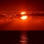 भूचुंबकीय वादळाचा इशारा: spaceweather.com च्या अहवालानुसार, नासाच्या सोलार डायलामिक ऑबझरव्हेट्रीने सूर्यावर (Solar Dynamics Observatory,SDO) ने 'बीटा-गामा' चुंबकीय क्षेत्रासह सनस्पॉट, AR3451 चा शोध घेतला असून यामुळे पृथ्वीवर एम-क्लास सोलर फ्लेअर्स म्हणजेच भूचुंबकीय सौर वादळ हे पृथ्वीच्या दिशेने येऊ शकते. यातुन निघणाऱ्या अतिनील किरणामुळे विपरीत परिमाण होऊ शकतो असे नासाने म्हटले आहे. <p>भूचुंबकीय वादळाचा इशारा: spaceweather.com च्या अहवालानुसार, नासाच्या सोलार डायलामिक ऑबझरव्हेट्रीने सूर्यावर (Solar Dynamics Observatory,SDO) ने 'बीटा-गामा' चुंबकीय क्षेत्रासह सनस्पॉट, AR3451 चा शोध घेतला असून यामुळे पृथ्वीवर एम-क्लास सोलर फ्लेअर्स म्हणजेच भूचुंबकीय सौर वादळ हे पृथ्वीच्या दिशेने येऊ शकते. यातुन निघणाऱ्या अतिनील किरणामुळे विपरीत परिमाण होऊ शकतो असे नासाने म्हटले आहे. </p>