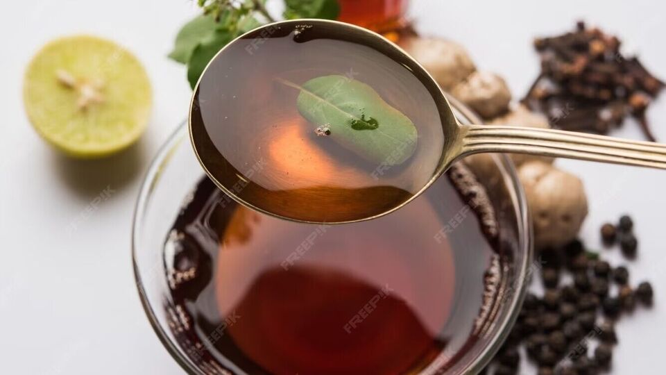 Winter Care हे एक पेय पिऊन संपूर्ण हिवाळ्यात सर्दी आणि पचनाच्या