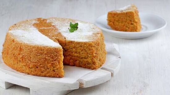 ख्रिसमससाठी गव्हाच्या पीठाचा केक