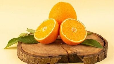 संत्री श्वसनाच्या समस्या दूर करण्यास मदत करतात. संत्रा लिंबू श्वसनाच्या रुग्णांसाठी खूप फायदेशीर आहे. त्यामुळे हिवाळ्यात लिंबू नियमित खा.