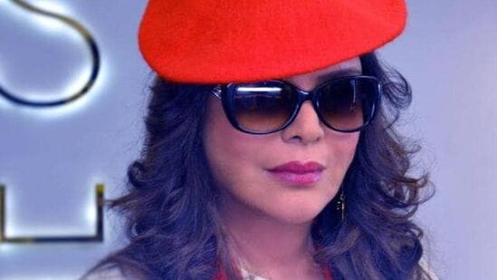 Zeenat Aman Koffee With Karan 8 Zeenat Aman Koffee With Karan 8