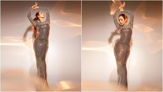 या ड्रेसमध्ये मलायकाने कर्व्ही बॉडी फ्लाँट केली आहे.