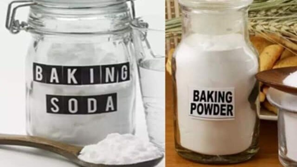 Kitchen Tips बेकिंग सोडा आणि बेकिंग पावडर एकच आहे असे वाटते का? जाणून