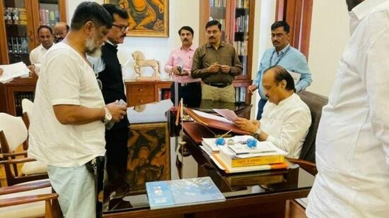 Ajit Pawar met with criminal asif dadhi
