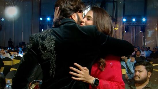 Riteish And Genelia Deshmukh Viral Video