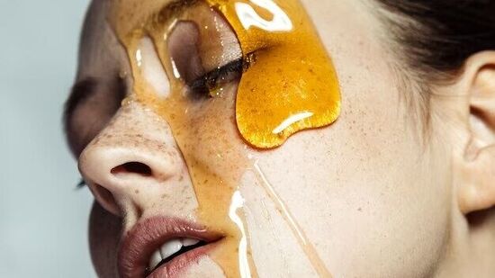 how to make honey face pack 