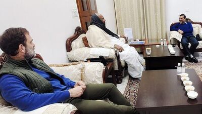 Congress president Mallikarjun Kharge, Rahul Gandhi with Delhi CM Arvind Kejriwal