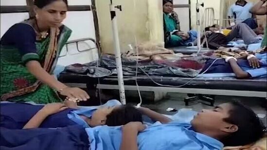 Akola School Students Food Poisoning