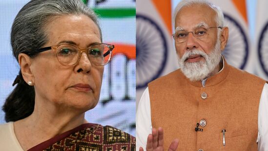 लोकसभा निवडणुकीच्या तोंडावर सोनिया गांधी यांचा पंतप्रधान नरेंद्र मोदींवर गंभीर आरोप