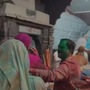 उज्जैनच्या महाकाल (ujjain fire) मंदिरात मोठी दुर्घटना घडली. येथे होळी सण साजरा करण्यात येत असतांना गर्भगृहात अचानक आग लागली. 