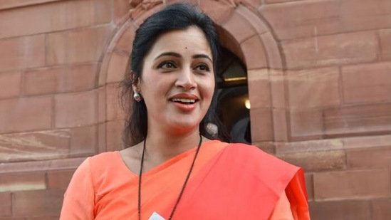 नवनीत राणा यांना भाजपकडून उमेदवारी जाहीर