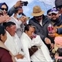 लडाखसाठी तब्बल २१ दिवसांनपासून सुरू असलेले उपोषण सोनम वांगचुक आणि मागे घेतले. तसेच सरकार विरोधात आपला लढा सुरूच राहणार असल्याचे सांगितले.