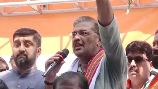 सुनील केदारांची सत्ताधाऱ्यांना धमकी