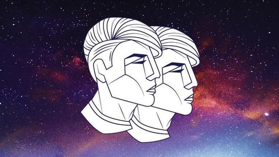 मिथुन:&nbsp;आज किस्तुघ्न करणात अविचाराची लक्ष्मणरेषा ओलांडली नाहीत तर फायद्याचे प्रमाण वाढेल. आत्म विश्वास उत्तम असल्या मुळे कोणत्याही समस्येला पाठीवर घेण्याची ताकद तुमच्याकडे राहील. तरुण वर्गात नवीन ओळखी होतील आणि त्याचे रुपांतर प्रेमात होऊ शकेल. धाडस करताना मनाशी काही आडाखे निश्चित बांधाल. &nbsp;घरासंबंधी समस्या होऊ शकते. मौल्यवान वस्तु गहाळ होण्याची शक्यता आहे. पूर्वी घेतलेला निर्णय चुकीचा ठरण्याची शक्यता आहे. अनिद्रेचा त्रास होईल. व्यापारीवर्गाकरिता आजचा दिवस नुकसानदायक राहण्याची शक्यता आहे. विनाकारण वाद घालू नयेत. उत्पन्नापेक्षा अधिक खर्च कराल. फसवणुक होण्याची शक्यता आहे. काळजी पूर्वक व्यवहार करा. जोडीदाराच्या आरोग्याची काळजी घ्या. वरिष्ठांच्या प्रकृतीची विशेष काळजी घ्या. वाहन जपून चालवा. अपघात भय संभवते.&nbsp;शुभरंगः हिरवा&nbsp;शुभदिशाः उत्तर.शुभअंकः ०६, ०८.