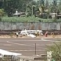 कराड विमानतळावर विमान भिंतीला धडकलं