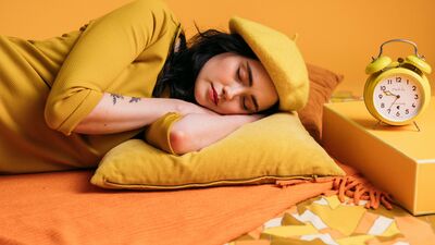 जेव्हा मेंदू चांगले काम करतो तेव्हाच व्यक्ती कोणत्याही प्रकरणाचे चांगले विश्लेषण करून चांगला निर्णय घेऊ शकतो. पण झोपेशिवाय समस्या सुटू शकत नाहीत. समस्या वाढत जाते.