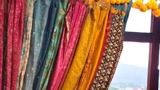old saree reuse for decor