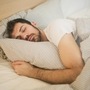 <p>झोपेमुळेच शरीराला पुरेशी विश्रांती मिळते. पण ती झोप नीट झाली नाही तर त्याचे परिणाम भयंकर होऊ शकतात. छोट्या-छोट्या गोष्टींवरूनही तुमची चिडचिड होऊ शकते.</p>