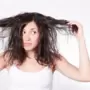 Summer Hair Care: त्वचाच नाही तर केसांसाठीही धोकादायक आहेत सूर्याचे युव्ही किरण, पाहा कसे करावे संरक्षण