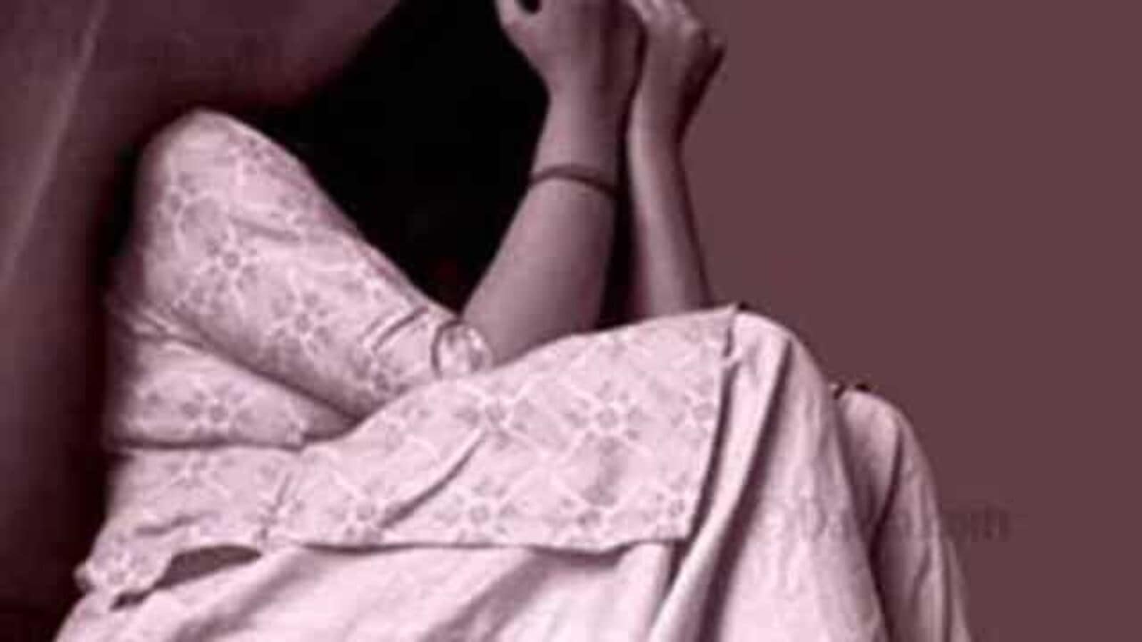 Pune Rape Crime : लग्नाच्या आमिषाने चौदा वर्षीय मुलीचे अपहरण करुन बलात्कार; तिघांवर गुन्हा, दोघांना अटक