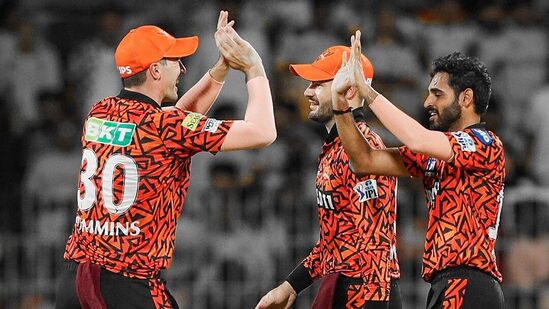 सनरायझर्स हैदराबाद तिसऱ्या स्थानावरून चौथ्या स्थानावर घसरला आहे.