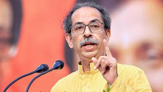 भटकती आत्मावरून उद्धव ठाकरेंचा मोदींना सणसणीत टोला