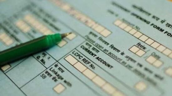 KYC पूर्ण न केल्यानं सव्वा कोटी गुंतवणूकदारांची खाती ठप्प, तुमचं खातं तर यात नाही ना?