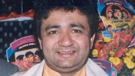 झीरोतून बनले हिरो अन् उभी केली ‘टी सीरिज’ कंपनी! गुलशन कुमार यांची संघर्षकथा माहितीय का?