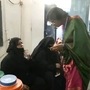 भाजपच्या उमेदवार माधवी लता यांची दादागिरी, मतदान केंद्रावर जाऊन तपासली मुस्लिम मतदारांची ओळखपत्रं!