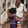 IPL 2024 : रसेलने मारलेला चेंडू चाहत्यानं पँटमध्ये लपवला, पोलीस कर्मचाऱ्याने असा हिसकावला, व्हिडीओ पाहा
