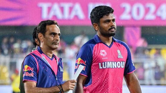 Sanju Samson : संजू सॅमसनने सर्वांशी बोलणं बंद केलं, मोबाईल नंबरबी बदलला! कोचनं केला मोठा खुलासा