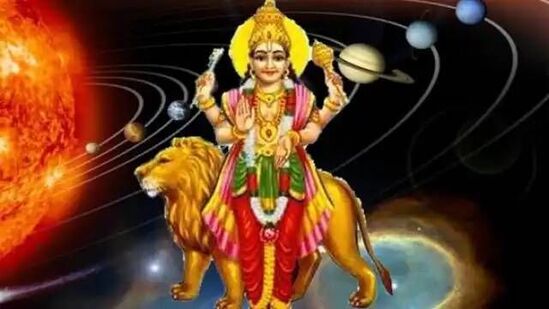 ३१ मे रोजी बुध वृषभ राशीत गोचर करणार आहे. बुधाचे हे गोचर काही राशींसाठी चांगले&nbsp;असणार नाही. चला जाणून&nbsp;घेऊया या राशींविषयी...