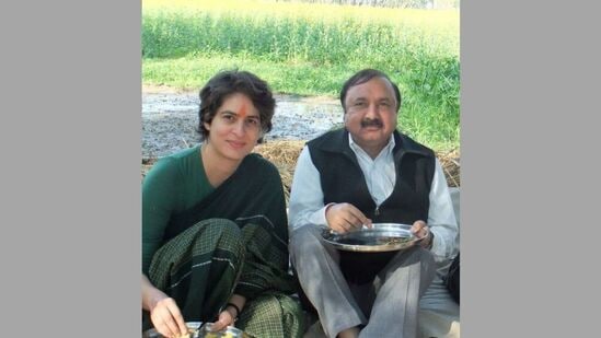 Amethi Election Result 2024 : स्मृती इराणी यांचा धुव्वा उडवणारे जायंट किलर किशोरी लाल शर्मा कोण आहेत? जाणून घ्या