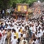संतश्रेष्ठ ज्ञानेश्वर महाराज अन् तुकोबारायांच्या पालखीचं पुण्यनगरीत आगमन. (MAHENDRA KOLHE/HT PHOTO)
