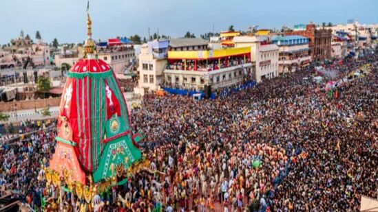 पुरीमध्ये भगवान जगन्नाथ यात्रेदरम्यान चेंगराचेंगरी; एका भाविकाचा मृत्यू, रथ ओढताना अनेक भाविक जखमी