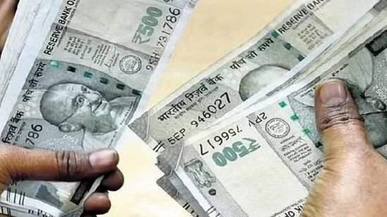 stocks to buy : बक्कळ कमाई करायची असेल तर या आठवड्यात घ्या हे चार शेअर, तज्ज्ञांची शिफारस