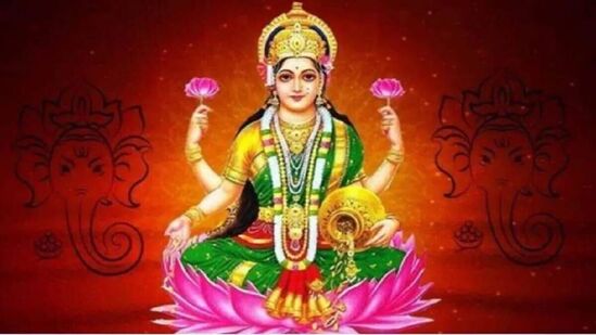 शनि वक्रीमुळे दिवाळीपर्यंत धन-संपत्तीचे खास योग