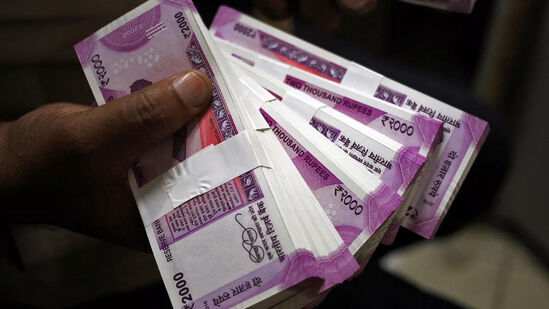 'सिद्ध योग' वाढवणार बँक बॅलेन्स! 'या' राशींचे चमकणार नशीब, येणार अपार पैसा, मिळणार प्रसिद्धी