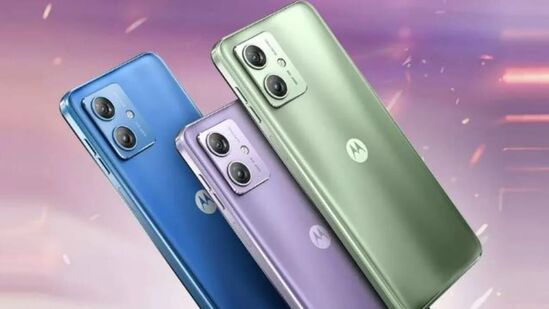  मोटोरोला जी६४ 5G स्वस्तात खरेदी करण्याची संधी