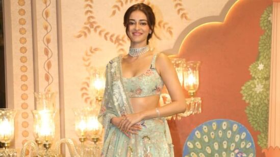 अनन्या पांडे नेहमीच सिंपल लूकमध्ये हजेरी लावताना दिसते.