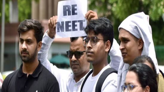 तरचं फेरपरिक्षा घेण्याचे आदेश देऊ! NEET प्रकरणी सर्वोच्च न्यायालयाने दिला महत्वाचा आदेश