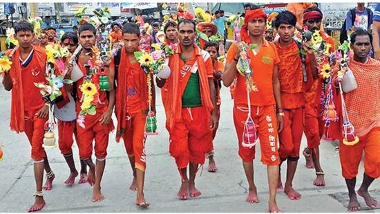 उत्तर प्रदेशातील कावड यात्रा