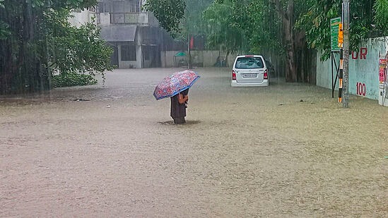 नागपुरात सोमवारी शाळा आणि महाविद्यालयांना सुट्टी 