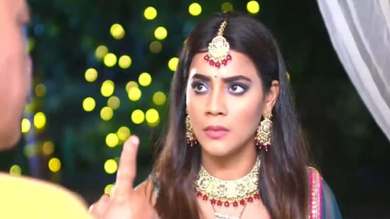 Gharoghari Matichya Chuli 25 July 2024 Serial Update