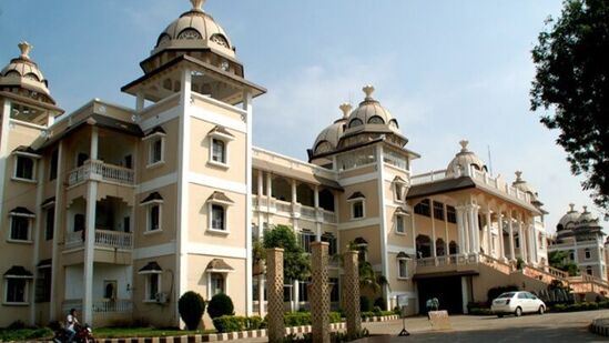 जवाहरलाल नेहरू वैद्यकीय महाविद्यालय वर्धा